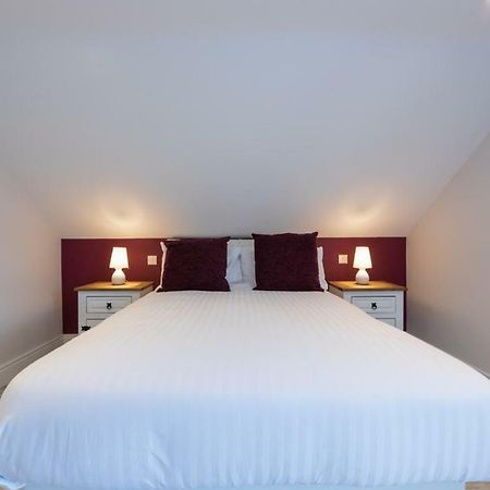 Diamond House Apartments Лондондерри Экстерьер фото